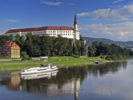 decin